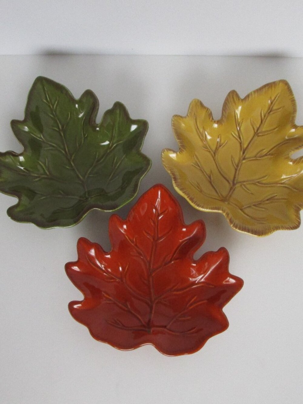 set of autumn leaf serving dishes